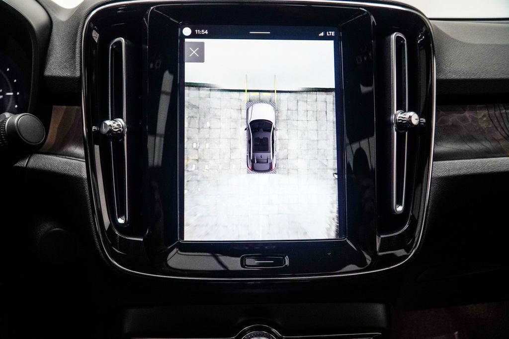 Volvo C40 photo 25