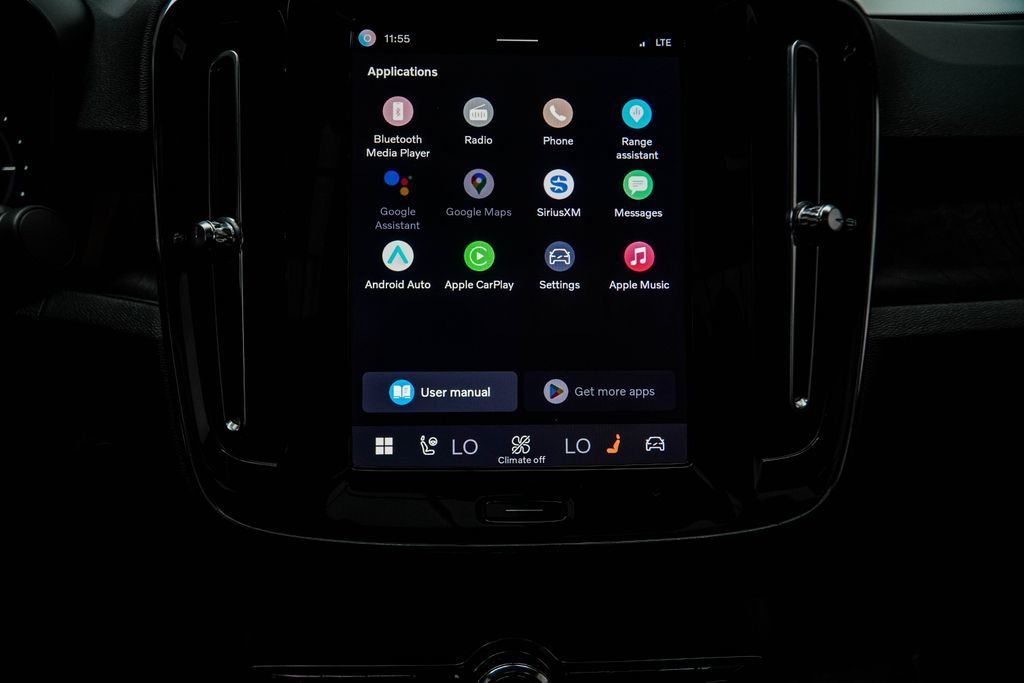 Volvo C40 photo 26