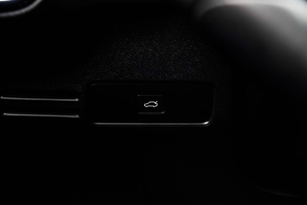 Volvo C40 photo 32