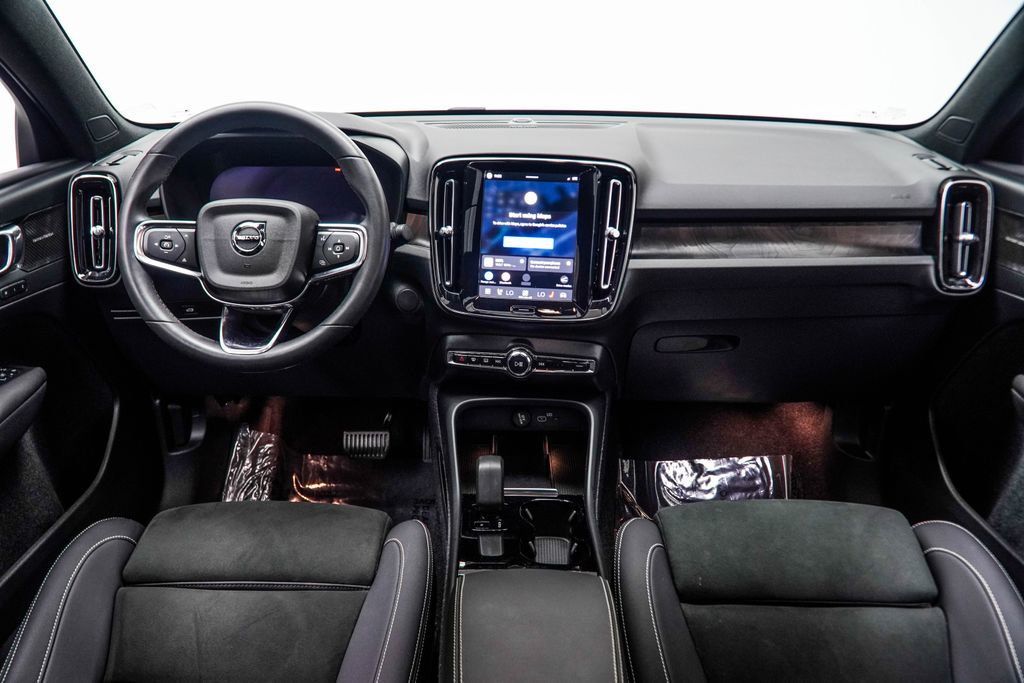Volvo C40 photo 5