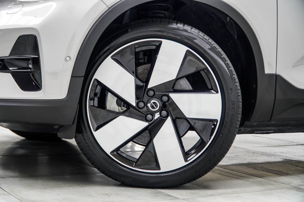 Volvo C40 photo 7