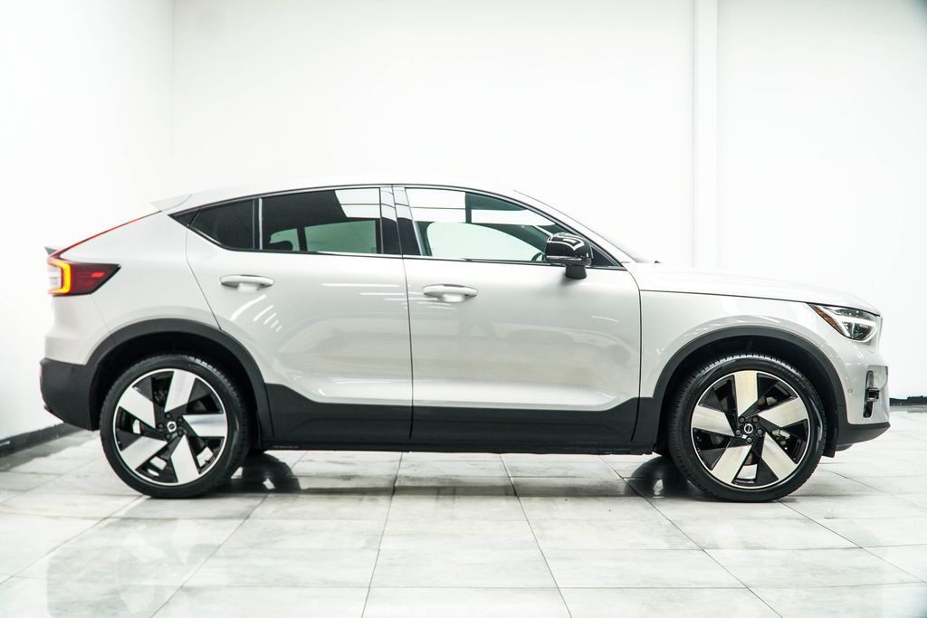Volvo C40 photo 8