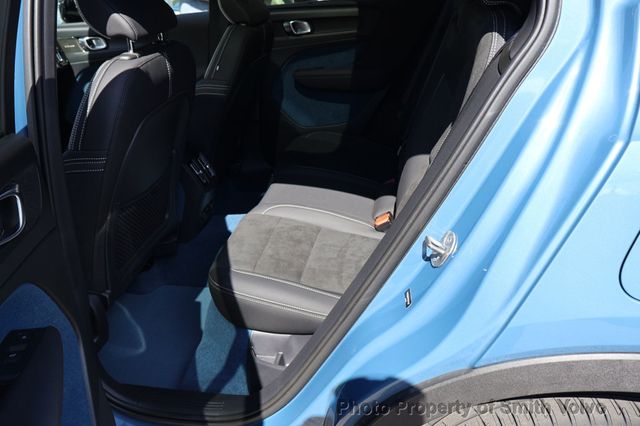 2023 Volvo C40 Recharge Pure Electric Twin eAWD Ultimate - 23042801 - 13