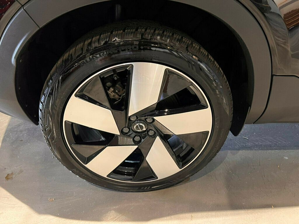 2023 Volvo C40 Recharge Pure Electric TwinPlus/AWD/ClimatePkg/HtdSteerWheel/HeatPump/360Cam/PanoRoof - 22976785 - 9