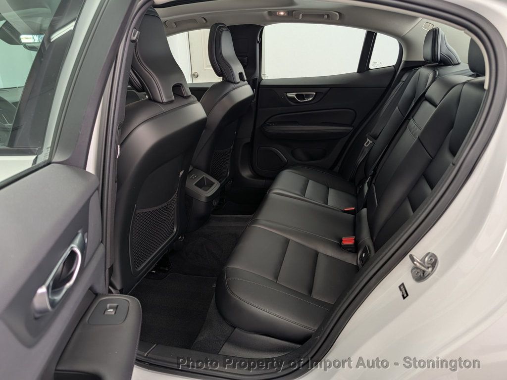 2023 Volvo S60 B5 AWD Core photo 11