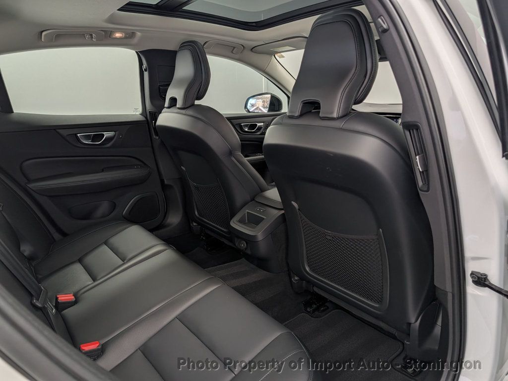 2023 Volvo S60 B5 AWD Core photo 14