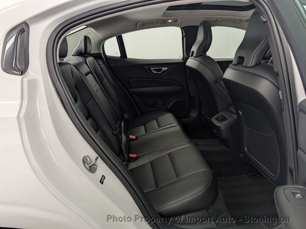 2023 Volvo S60 B5 AWD Core photo 15