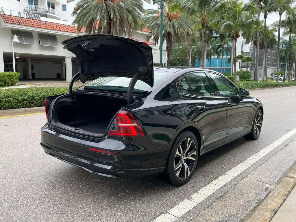 2023 Volvo S60 B5 AWD Core Dark Theme - 22549647 - 28