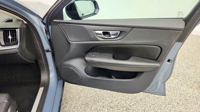 2023 Volvo S60 B5 AWD Core Dark Theme - 23041087 - 24