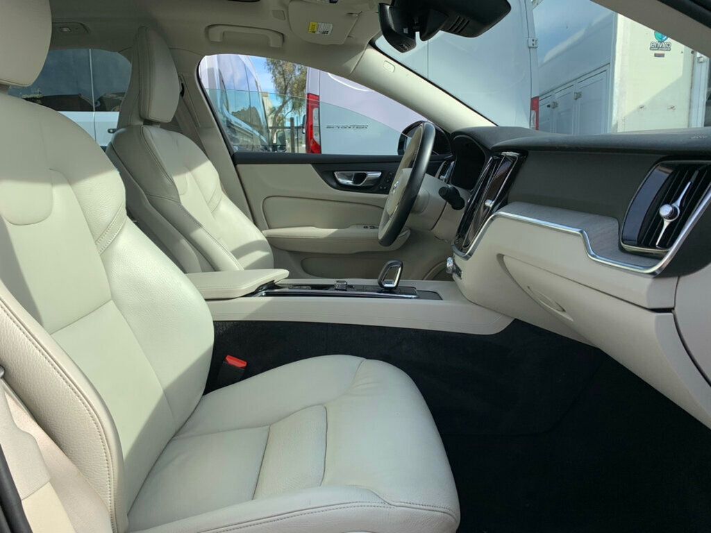 2023 Volvo S60 B5 FWD Plus Dark Theme - 22963091 - 20