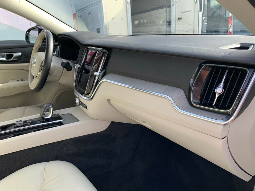 2023 Volvo S60 B5 FWD Plus Dark Theme - 22963091 - 22