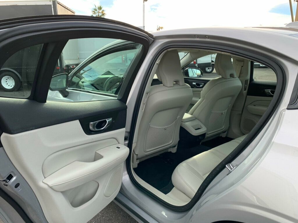 2023 Volvo S60 B5 FWD Plus Dark Theme - 22963091 - 23