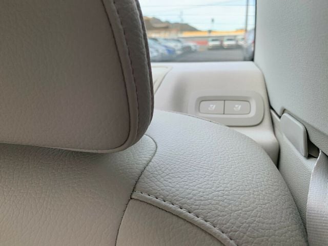 2023 Volvo S60 B5 FWD Plus Dark Theme - 22963091 - 28