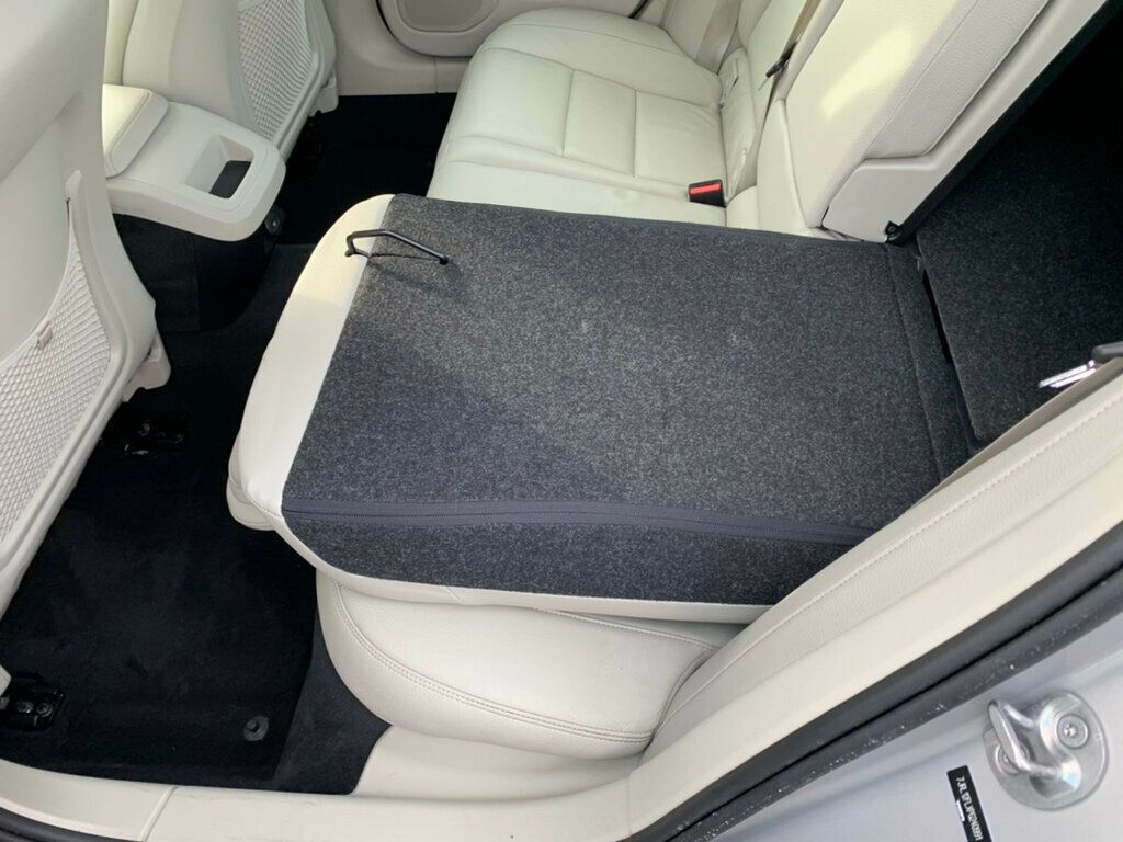 2023 Volvo S60 B5 FWD Plus Dark Theme - 22963091 - 29