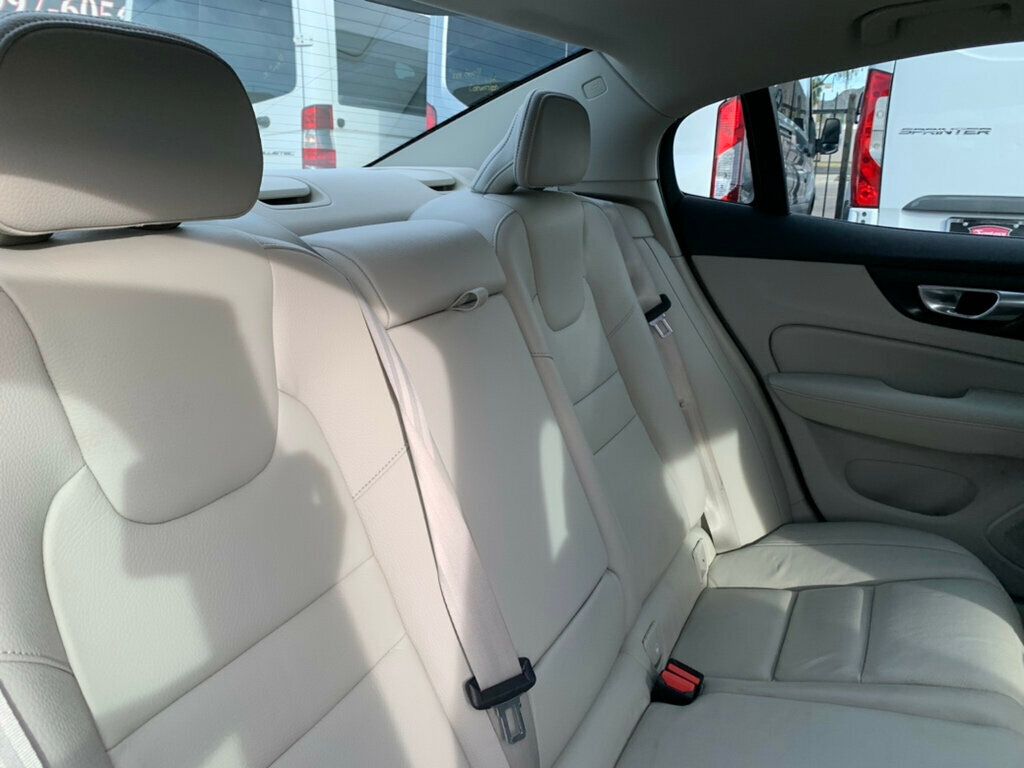 2023 Volvo S60 B5 FWD Plus Dark Theme - 22963091 - 33