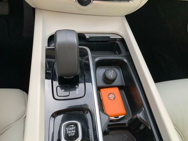 2023 Volvo S60 B5 FWD Plus Dark Theme - 22963091 - 41