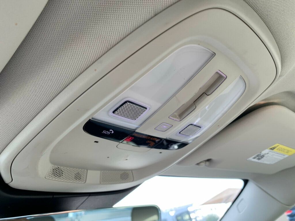 2023 Volvo S60 B5 FWD Plus Dark Theme - 22963091 - 42