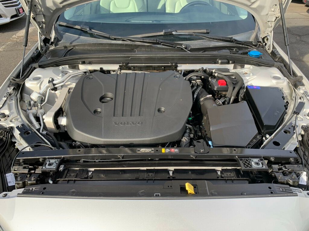 2023 Volvo S60 B5 FWD Plus Dark Theme - 22963091 - 48