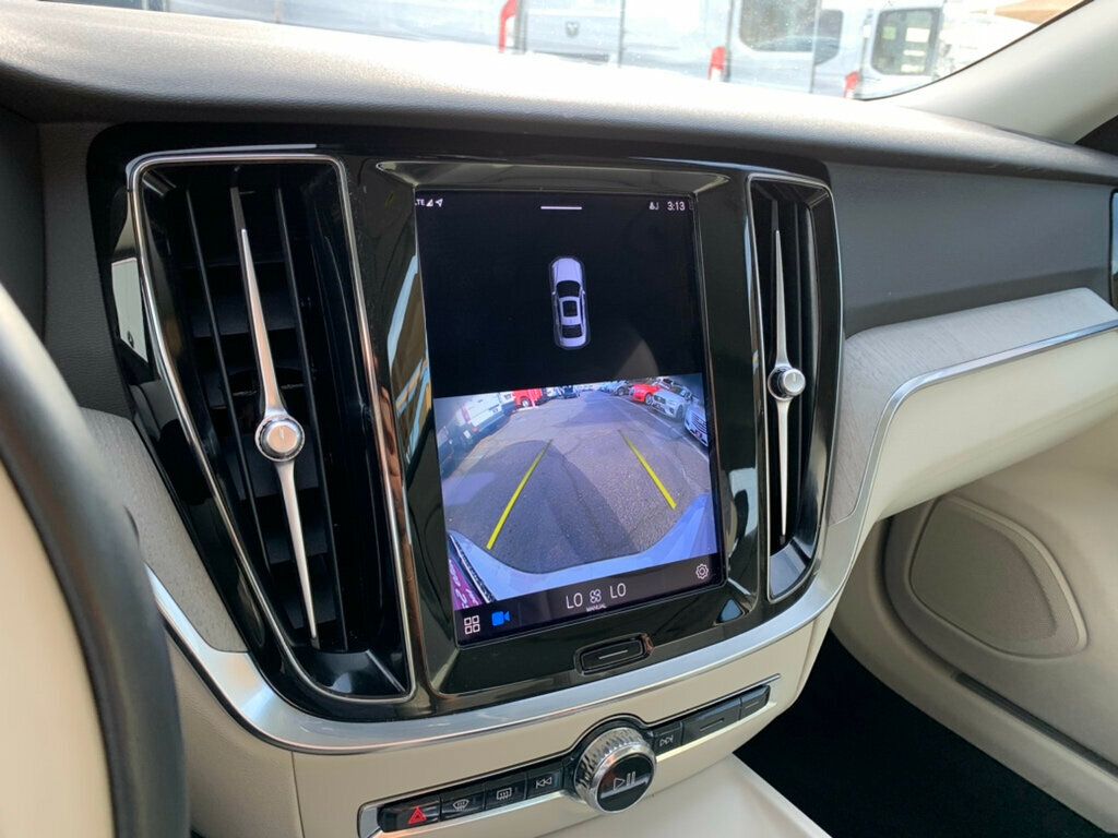 2023 Volvo S60 B5 FWD Plus Dark Theme - 22963091 - 6