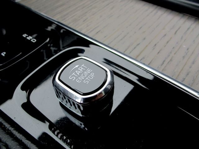 2023 Volvo S90 B6 AWD Plus - 22979709 - 30