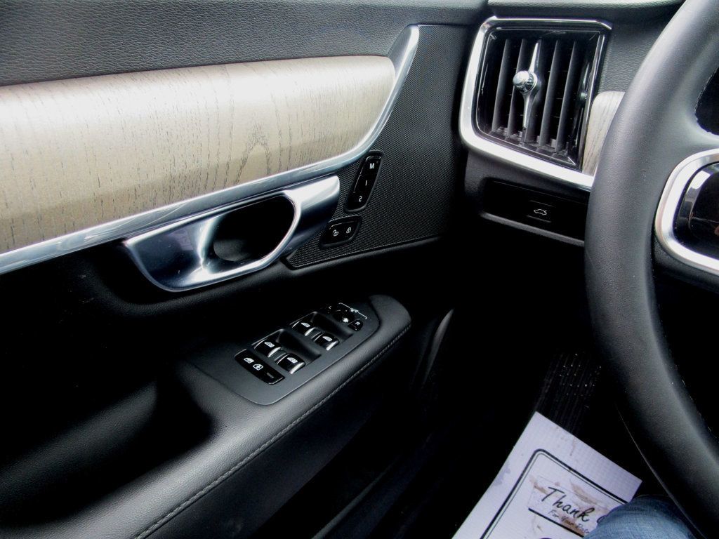 2023 Volvo S90 B6 AWD Plus - 22979709 - 35