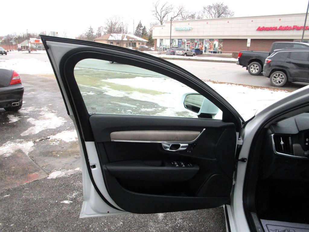 2023 Volvo S90 B6 AWD Plus - 22979709 - 36