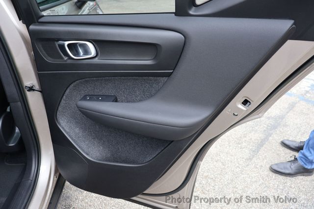 2023 Volvo XC40 B4 FWD Core - 23007159 - 16