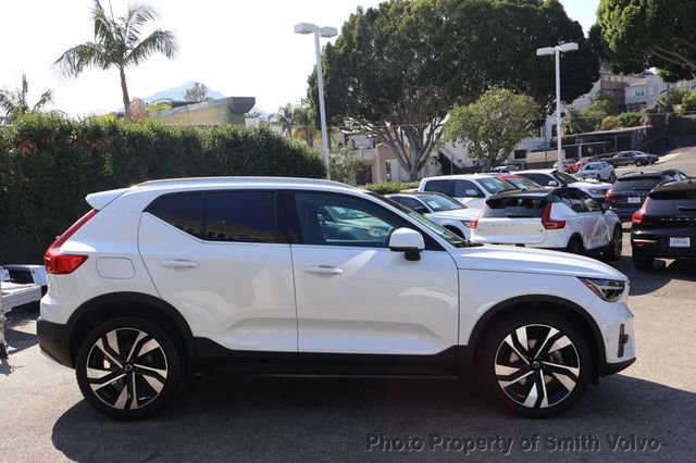 2023 Volvo XC40 B4 FWD Plus Bright Theme - 23074692 - 5