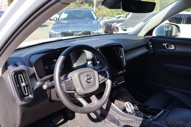 2023 Volvo XC40 B4 FWD Plus Bright Theme - 23074692 - 8