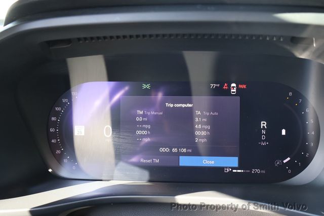 2023 Volvo XC40 B4 FWD Plus Dark Theme - 23085055 - 25