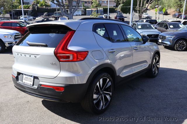 2023 Volvo XC40 B4 FWD Plus Dark Theme - 23085055 - 4