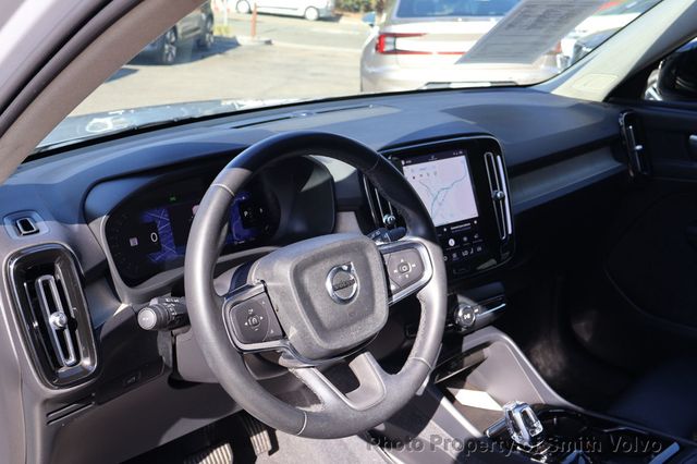 2023 Volvo XC40 B4 FWD Plus Dark Theme - 23085055 - 8