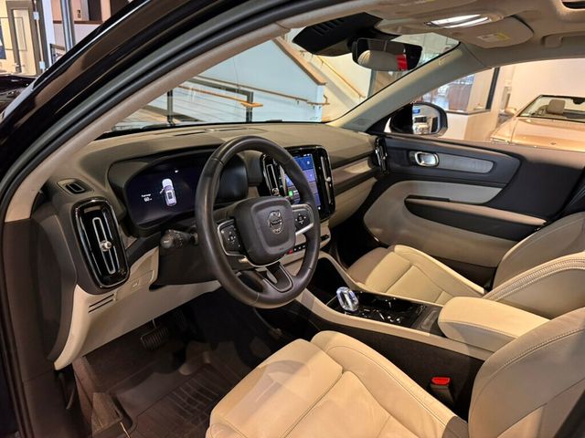 2023 Volvo XC40 B5/AWD/Bright/Plus/DriverAssistPkg/ClimatePkg/AdapCruise/360Cam - 22968144 - 9