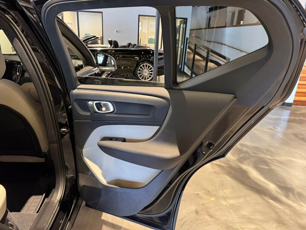 2023 Volvo XC40 B5/AWD/Bright/Plus/DriverAssistPkg/ClimatePkg/AdapCruise/360Cam - 22968144 - 22