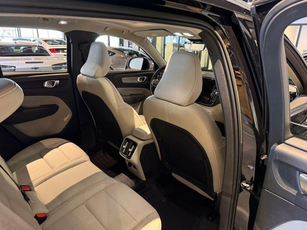 2023 Volvo XC40 B5/AWD/Bright/Plus/DriverAssistPkg/ClimatePkg/AdapCruise/360Cam - 22968144 - 23