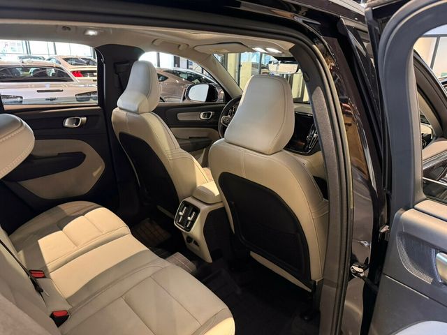 2023 Volvo XC40 B5/AWD/Bright/Plus/DriverAssistPkg/ClimatePkg/AdapCruise/360Cam - 22968144 - 23