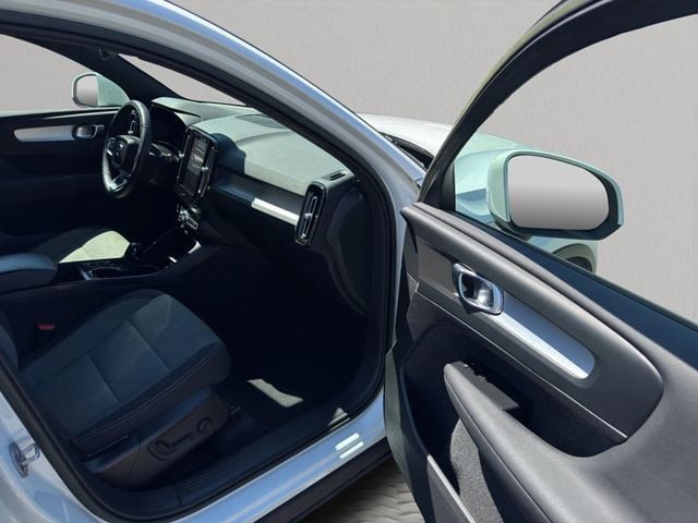 2023 Volvo XC40 B5 AWD Core - 23008053 - 21