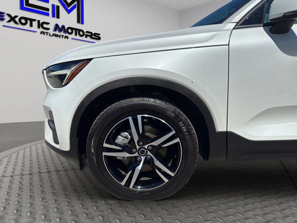 2023 Volvo XC40 B5 AWD Core - 23008053 - 24
