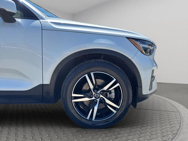 2023 Volvo XC40 B5 AWD Core - 23008053 - 25