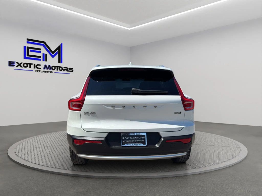 2023 Volvo XC40 B5 AWD Core - 23008053 - 3