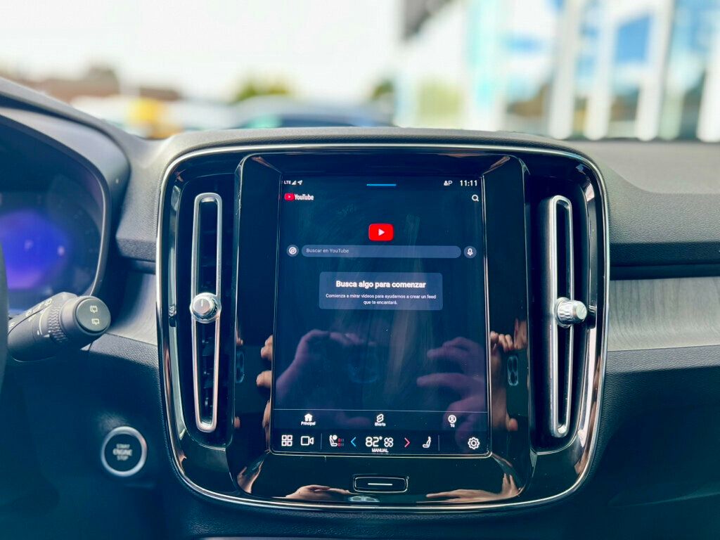 2023 Volvo XC40 B5 AWD Core - 22935668 - 22