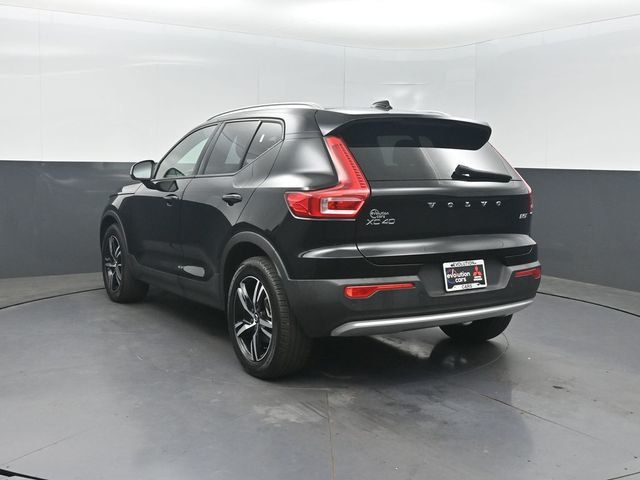 2023 Volvo XC40 B5 AWD Core - 23042413 - 32