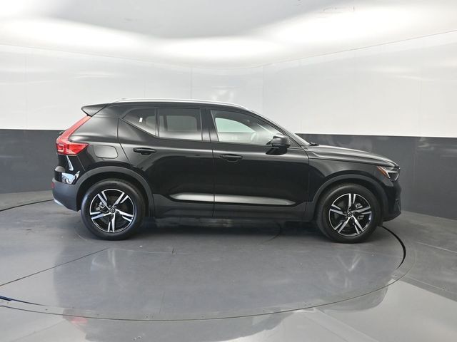 2023 Volvo XC40 B5 AWD Core - 23042413 - 35
