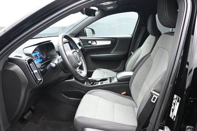 2023 Volvo XC40 B5 AWD Core - 23042413 - 6