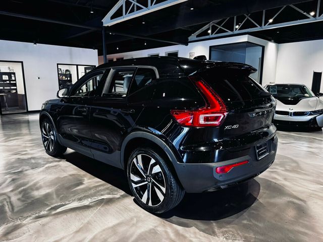 2023 Volvo XC40 B5/AWD/DarkTheme/Plus/DriverAssistPkg/ClimatePkg/PanoRoof/NAV - 23044543 - 2