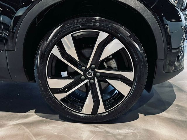 2023 Volvo XC40 B5/AWD/DarkTheme/Plus/DriverAssistPkg/ClimatePkg/PanoRoof/NAV - 23044543 - 29