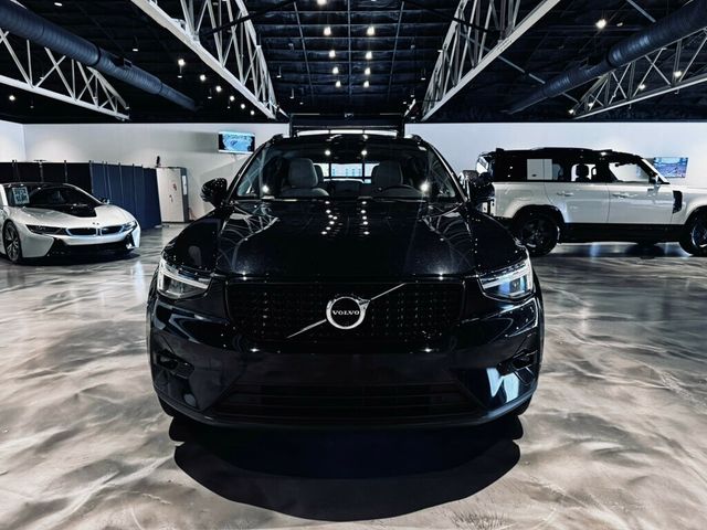 2023 Volvo XC40 B5/AWD/DarkTheme/Plus/DriverAssistPkg/ClimatePkg/PanoRoof/NAV - 23044543 - 7