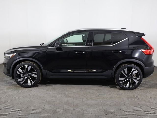 2023 Volvo XC40 B5 AWD Plus Bright Theme - 22968233 - 18