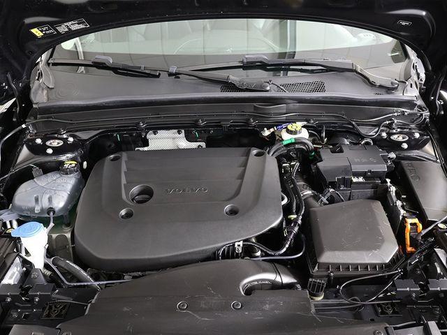 2023 Volvo XC40 B5 AWD Plus Bright Theme - 22968233 - 23