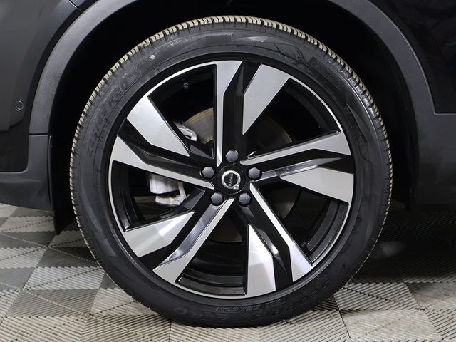 2023 Volvo XC40 B5 AWD Plus Bright Theme - 22968233 - 24